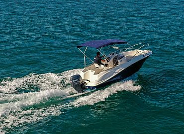 Rent a boat speed boat rental Murter - Commander 555