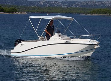 Boats for rent on island Murter Croatia Commander 555