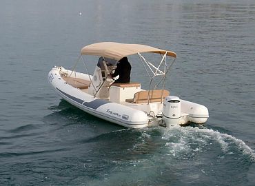 Falkor 22 - boat for rent on island Murter 5