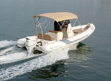 Falkor 22 - boat for rent on island Murter 9