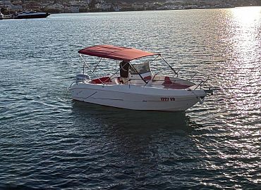 Gliser Bluline 21 Esekertours Murter, Croatia 3 Gliser Bluline 21 Esekertours Murter, Croatia 3