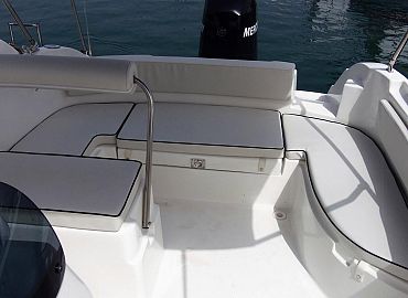 Luka open 530 rent a boat Murter 2