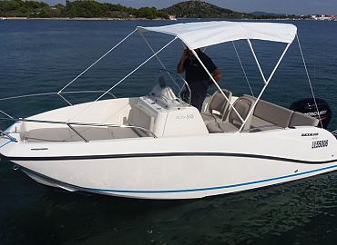 Motorboat for rent on Murter, croatia