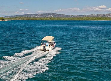 Najam brzih camaca Murter Baracuda 530