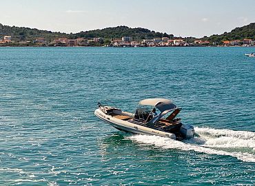Shark 23 rental boat Murter Croatia 14